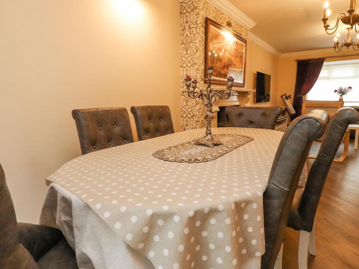 Thornton  23 Wolsey Close מראה חיצוני תמונה